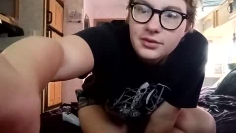 midnightmochi2 online show from July 8, 2:31 pm