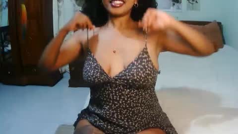 miel_07 online show from April 27, 6:49 pm