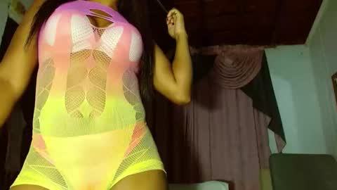 mielsquirt online show from November 28, 10:00 am