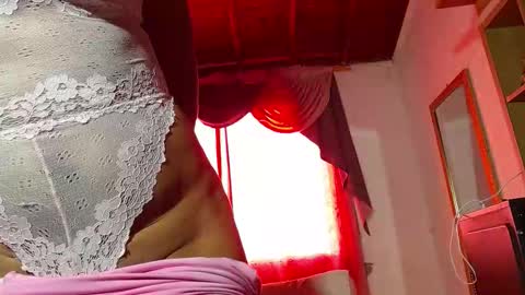 mielsquirt online show from November 13, 11:46 am