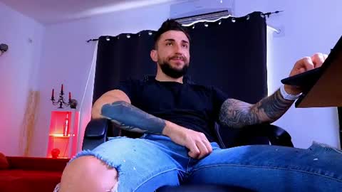 MightyAaron online show from June 27, 12:22 pm
