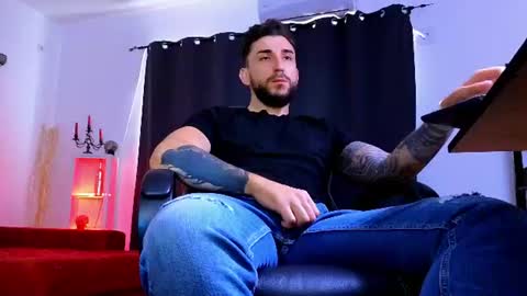 MightyAaron online show from July 26, 5:16 am