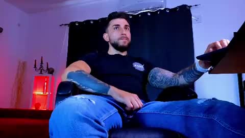 MightyAaron online show from July 8, 7:34 am