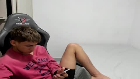 Miguel Hernandez online show from October 17, 11:25 am