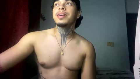 miguelvl01 online show from October 6, 9:38 am