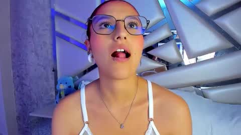 MIA 3 online show from February 11, 1:42 am