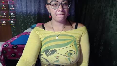 Snapshot of miia_big1boobs chatting on September 16, 11:52 pm  miia big1boobs online show from September 16, 11:52 pm