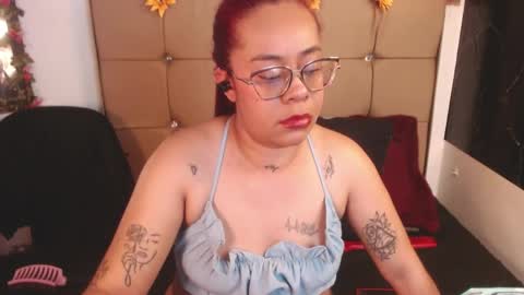 miia online show from April 9, 7:08 pm