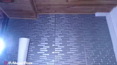 Snapshot of miia_zarate chatting on October 3, 9:23 pm Ma - online show from October 3, 9:23 pm