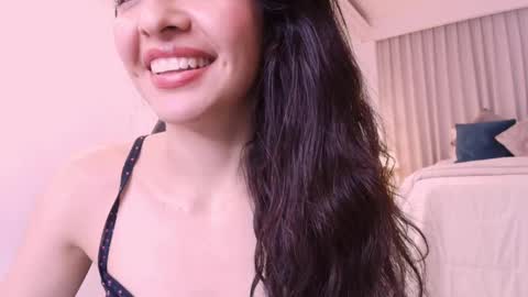 Mia online show from February 26, 7:02 am