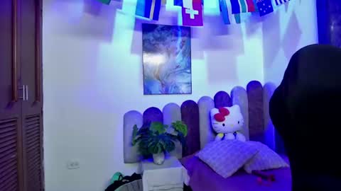 MIA  online show from June 20, 7:42 pm
