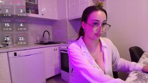 Emma online show from March 5, 4:24 am