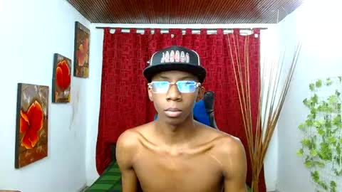 milo online show from April 21, 8:10 am