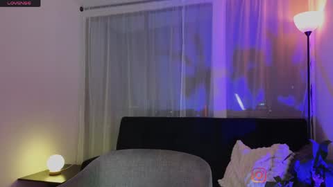   online show from April 14, 12:25 am