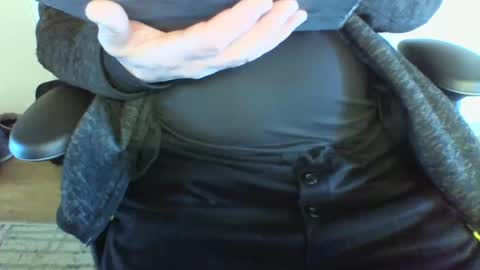 mik online show from February 3, 10:58 am