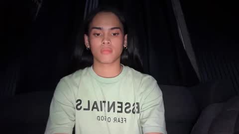 mika_pedersen online show from December 1, 7:01 pm