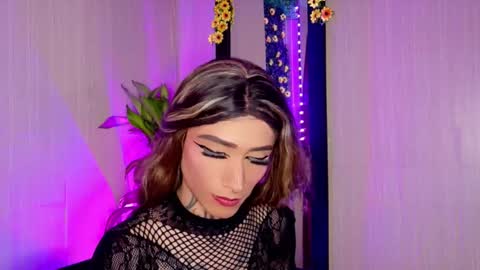 mikaelarangel online show from October 23, 7:15 pm