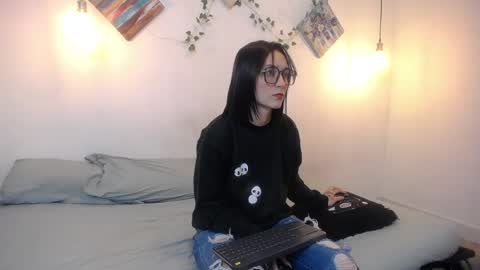 mikaza online show from June 5, 12:54 pm