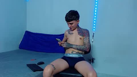 Mike IMDEPENDIENT MODEL online show from March 3, 2:47 am