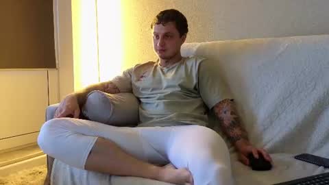 Mike Magic online show from June 17, 3:33 am