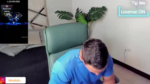 Mike Belle online show from September 26, 8:28 pm