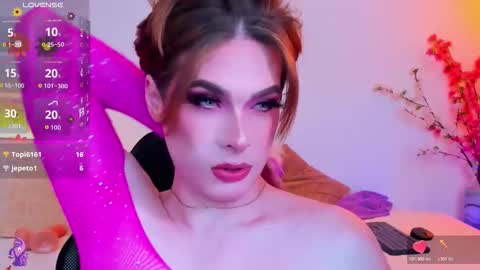 Henry Price online show from November 25, 3:44 pm