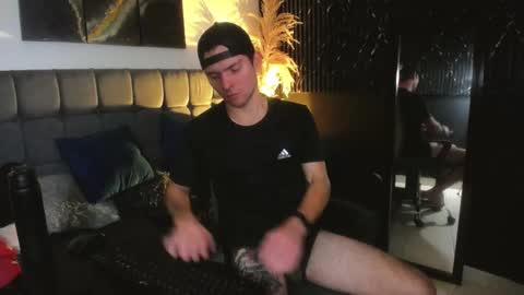 mike_sex666 online show from March 7, 3:19 am