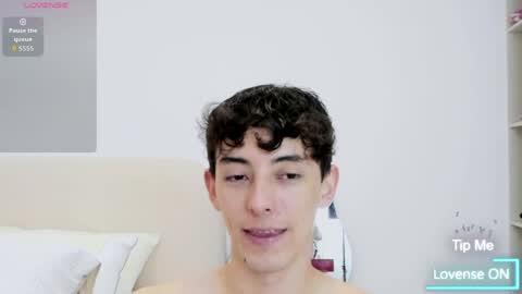 Mikebelf4 online show from April 5, 4:37 pm