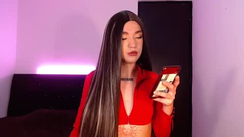 Snapshot of mikee_g chatting on December 23, 5:06 am ZARA BLARE online show from December 23, 5:06 am
