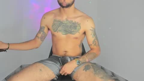 mikee_scooth online show from February 18, 6:08 pm