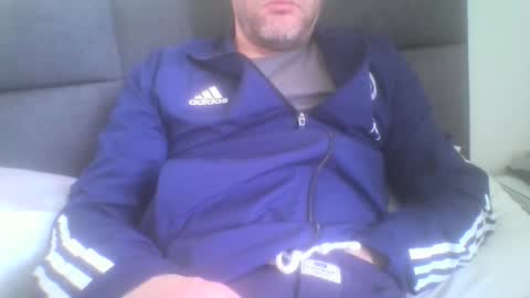 mikehockishuge9 online show from March 2, 1:49 pm