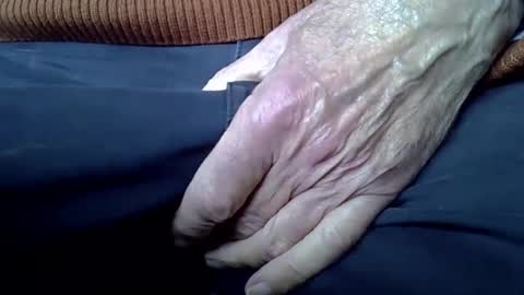 mikeybed online show from February 11, 12:47 pm