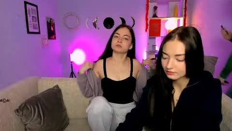 Miki online show from April 28, 5:56 am