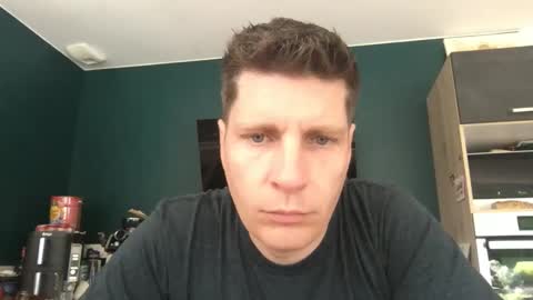 miklp8463 online show from April 27, 6:55 am