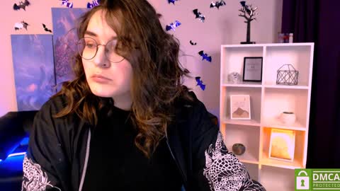 Mila online show from December 15, 8:47 pm