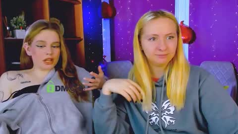 mila_glow online show from February 19, 7:57 pm