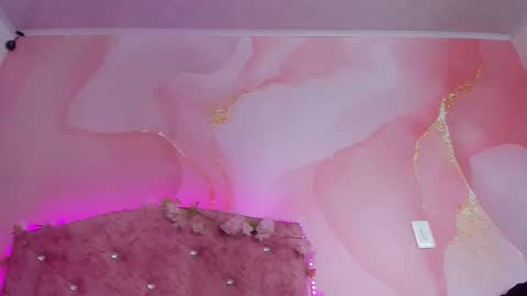 mila_grace_ online show from January 16, 7:12 pm