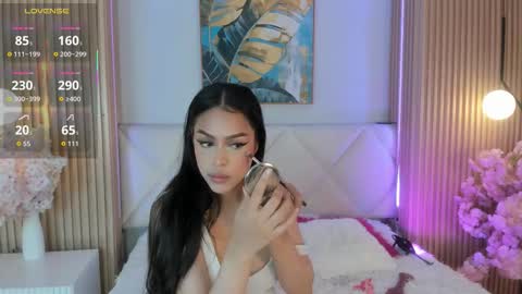 mila_hank online show from March 6, 12:26 pm