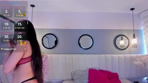mila_hank online show from October 27, 1:55 pm