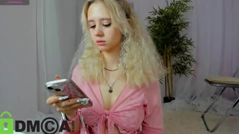 mila_kinor online show from September 27, 12:41 am