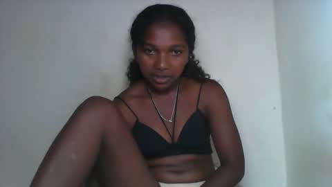 mila_lunah online show from March 15, 7:28 pm
