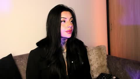     online show from April 1, 1:39 am