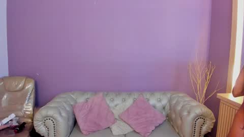 Mila and samy online show from October 26, 11:55 am