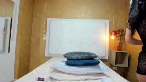          online show from May 13, 8:29 pm