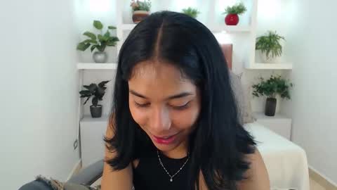 milaa_star online show from January 14, 2:19 am