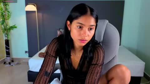 milaa_star online show from June 17, 4:28 am