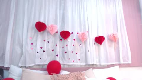 mila online show from February 14, 11:35 am