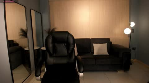 Mila online show from November 5, 2:02 am