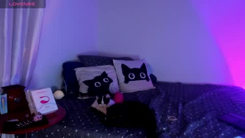 Milane online show from March 31, 6:36 am