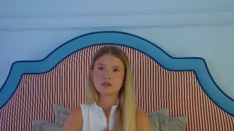 MilanaBalmain online show from August 4, 9:16 am